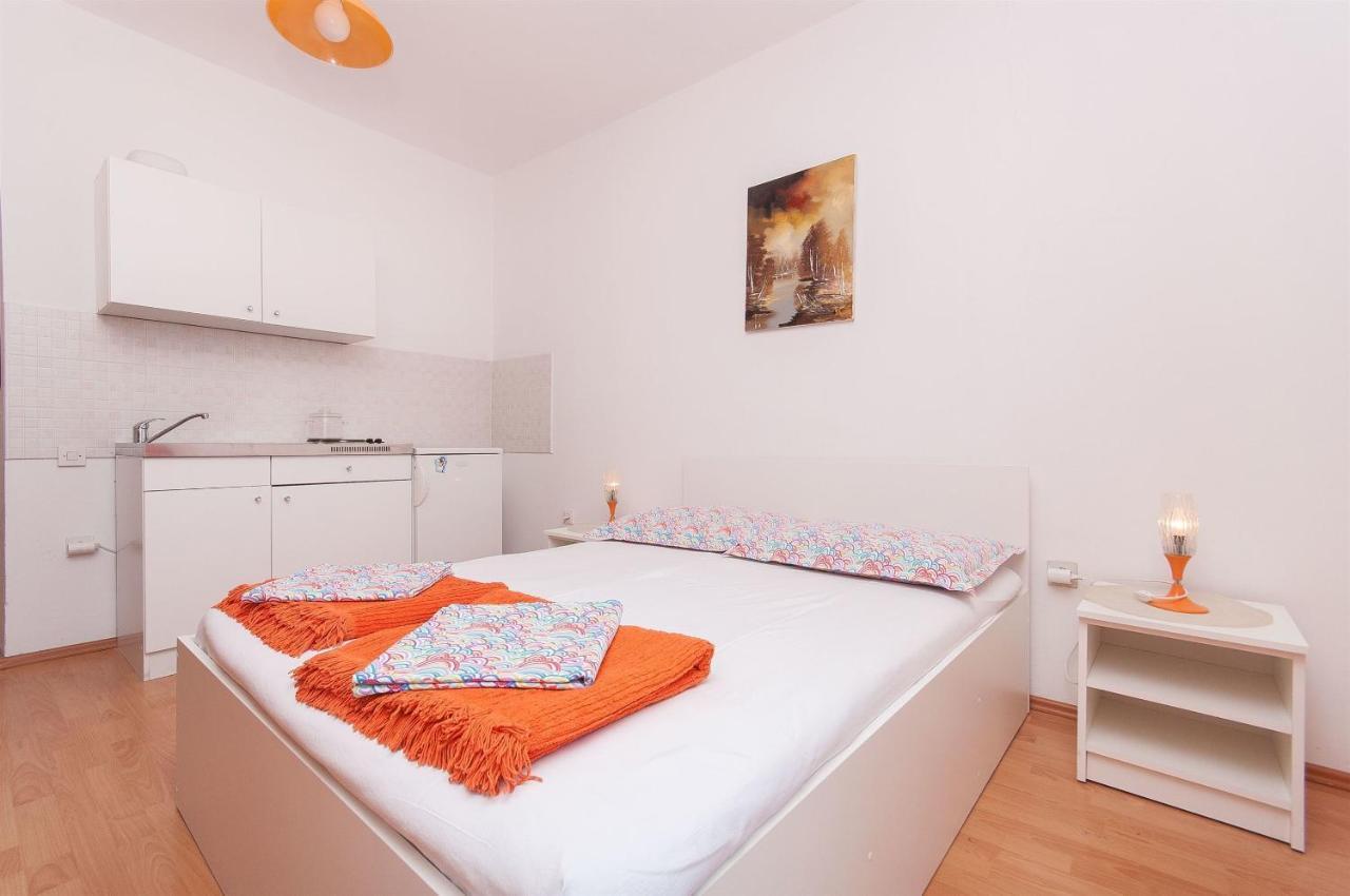 Apartments Zorica Tučepi Zewnętrze zdjęcie